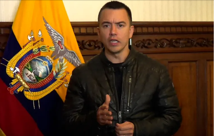 Theo Al Jazeera, Ecuador đang trong "tình trạng chiến tranh" chống lại các băng đảng ma túy thực hiện làn sóng bắt cóc và tấn công chết người. Những băng đảng này muốn đáp trả sự trấn áp của chính phủ Ecuador. Ảnh: Tổng thống Ecuador Daniel Noboa. (Nguồn ảnh: AJ, Reuters)