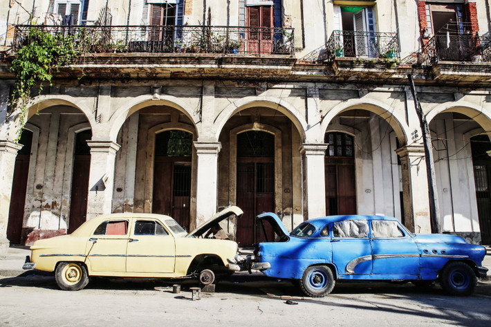 La Habana có thể nói là một địa điểm lý tưởng để đi dạo và tìm kiếm những quán bar, nhà hàng “ẩn nấp” trong những khu phố đông đúc.