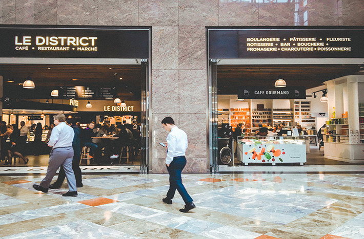 Khu ăn uống còn lại được gọi là Le District rộng 2.787 m2.