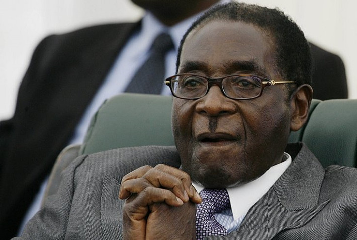 Cũng trong tháng 4/2018, cựu Tổng thống Zimbabwe Robert Mugabe bị triệu tập để lấy lời khai về vụ số kim cương trị giá 15 tỷ USD của nước này bị cho là thất thoát do nạn tham nhũng hồi năm 2016. Ảnh: Getty.