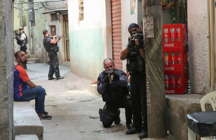 Đây là một trong những chiến dịch truy quét tội phạm đẫm máu nhất của cảnh sát Rio de Janeiro.