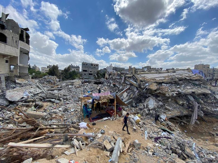 Cảnh tan hoang tại một địa điểm ở Gaza nhìn từ trên cao ngày 23/5.