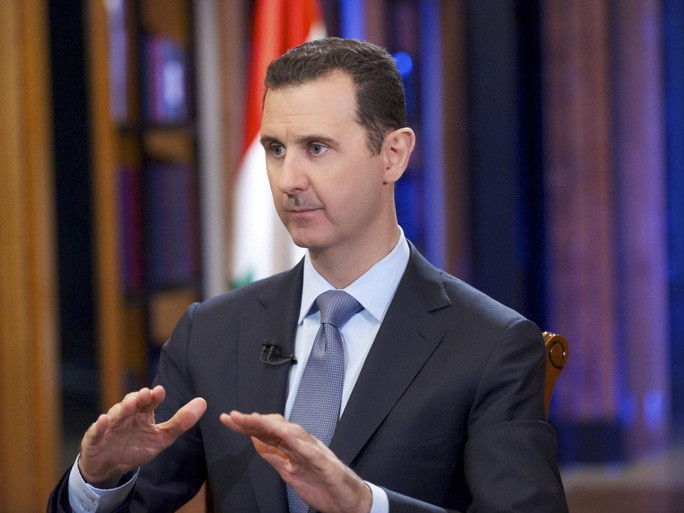 "Cảm ơn tất cả người dân Syria vì ý thức dân tộc của các bạn. Vì tương lai của trẻ em và thanh thiếu niên Syria, từ ngày mai, chúng ta hãy bắt đầu chiến dịch xây dựng hy vọng, xây dựng đất nước Syria", ông Assad viết trên trang Facebook của chiến dịch tranh cử sau khi giành chiến thắng. Ảnh: Reuters.