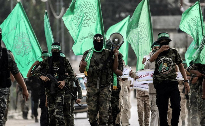 Sau khi phong trào kháng chiến chống Israel lần thứ nhất (Intifada) của người Palestine bùng nổ, vào tháng 12/1987, ông Yassin cho ra đời tổ chức có tên gọi Hamas.