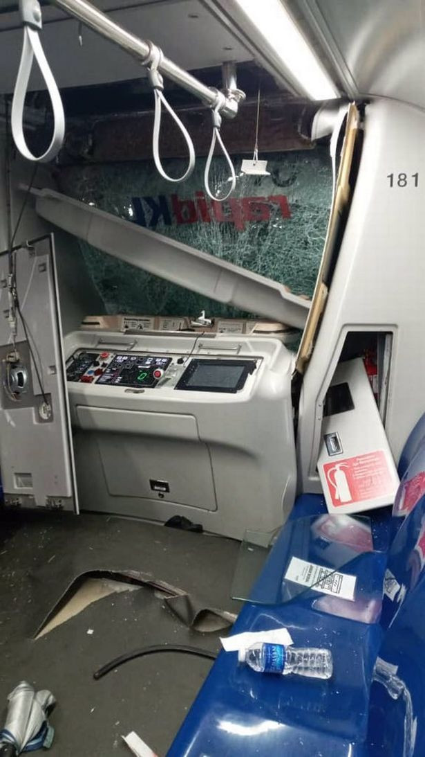 "Tôi đã chỉ đạo Bộ Giao thông Vận tải và công ty Prasarana Malaysia Berhad tiến hành một cuộc điều tra đầy đủ", Thủ tướng Tan Sri Muhyiddin Yassin nói. Ảnh: Mirror.