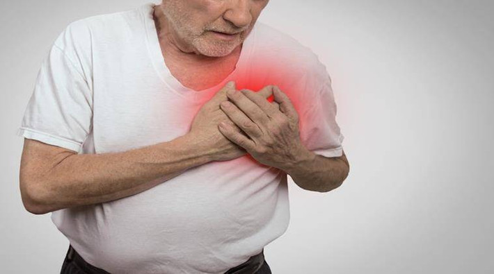 Ngoài các bệnh về hô hấp, số người mắc bệnh tim mạch cũng sẽ gia tăng mỗi khi mùa đông đến, trong đó đáng lưu ý là bệnh tăng huyết áp kịch phát. Tăng huyết áp kịch phát rất dễ gây nên đột quỵ, nhồi máu cơ tim. Ảnh: IE.