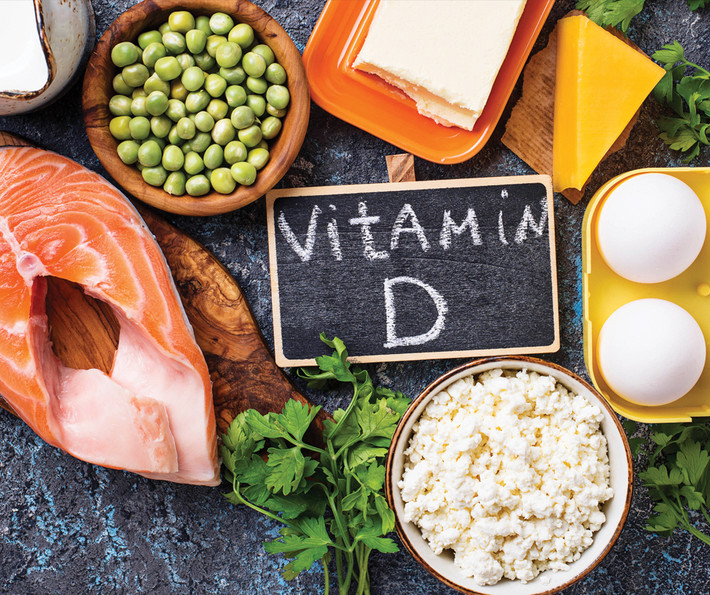 Luôn mệt mỏi cũng có thể là dấu hiệu cho thấy cơ thể bạn đang thiếu hụt vitamin, như vitamin D, B-12, sắt, magiê… Chỉ cần xét nghiệm máu định kỳ có thể giúp bạn xác định sự thiếu hụt. Ảnh: SKĐS.