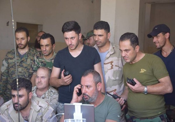 Lực lượng chính phủ Syria bàn kế hoạch tác chiến ở khu vực Đông Damascus. Ảnh: FNA.
