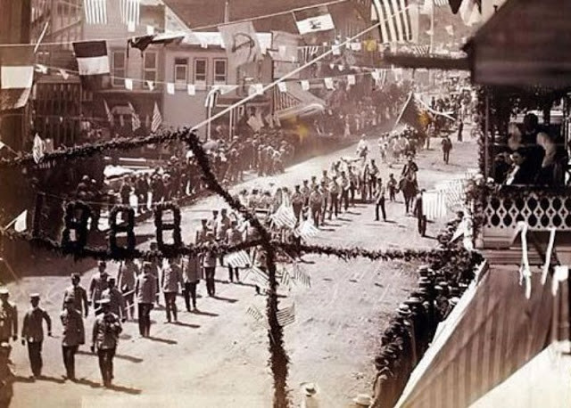 Ảnh chụp đường phố Deadwood, Nam Dakota, hồi năm 1888. Ảnh: VT.