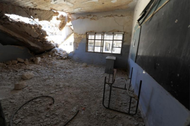 Người dân cho biết, tình hình thành phố Aleppo sau giải phóng nói chung và ở quận al-Kalasa tốt hơn nhiều so với hồi tháng 2/2017. Khi đó, người dân không có điện, nước và phải đốt củi để sưởi ấm.