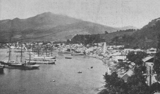 Núi lửa Pelee phun trào năm 1902 là thảm họa núi lửa kinh hoàng nhất thế kỷ 20, thiêu rụi hoàn toàn thành phố Saint-Pierre, Martinique. Ảnh: ATI.
