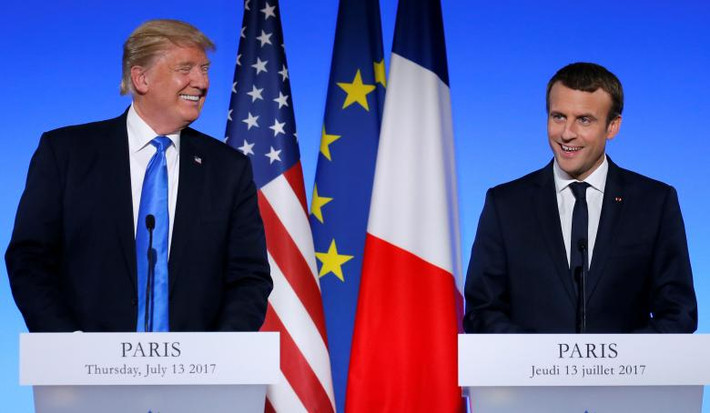 Tổng thống Trump và Tổng thống Macron trong buổi họp báo chung tại Điện Elysee ở Paris ngày 13/7.