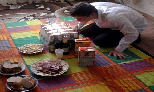 Chiếc “bánh sinh nhật” độc đáo ở Nga. Ảnh: ER.