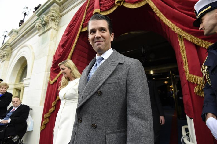 Donald Trump Jr. và Ivanka Trump, con gái của Tổng thống Trump, có mặt trong lễ nhậm chức của cha họ tại Điện Capitol, thủ đô Washington, ngày 20/1/2017.