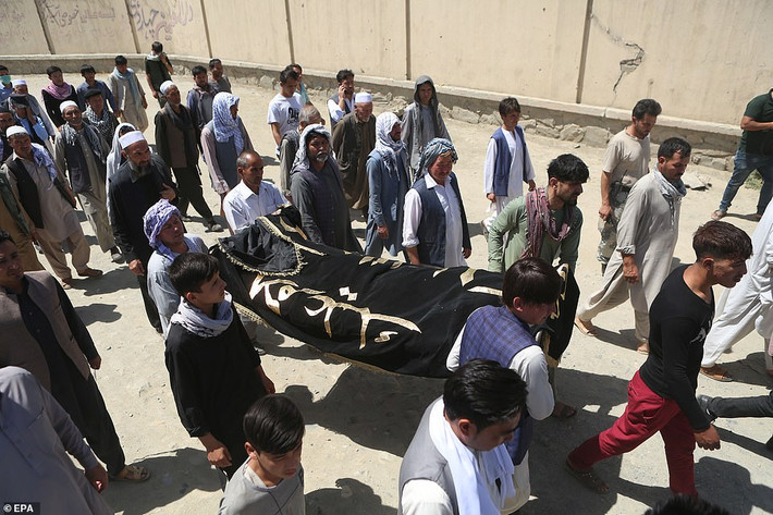 Tổng thống Afghanistan Ashraf Ghani đã lên án vụ tấn công đẫm máu này, đồng thời gửi lời chia buồn chân thành tới các gia đình của nạn nhân. Ảnh: EPA.