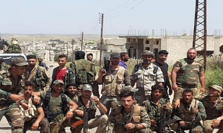 Trước đó, ngày 23/8, Quân đội Syria thông báo đã giành lại quyền kiểm soát hoàn toàn thị trấn chiến lược Khan Sheikhoun sau cuộc giao tranh chớp nhoáng với nhóm khủng bố. Ảnh: SF.