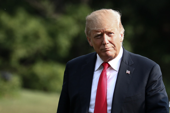 Hồi tháng 1/2018, ông Trump chỉ trích người nhập cư tới Mỹ từ những nước mà ông gọi là "những đất nước dơ bẩn" - ám chỉ các quốc gia như El Salvador, Haiti và các nước châu Phi. Ảnh: WM.