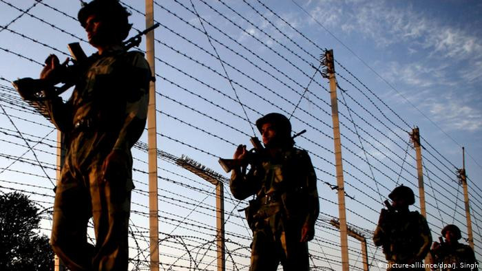 Ngày 14/8/2019, chính phủ Pakistan cảnh báo chiến tranh với Ấn Độ nếu xảy ra bất kỳ cuộc tấn công nào nhằm vào khu vực Kashmir mà nước này kiểm soát. Ảnh: DPA.