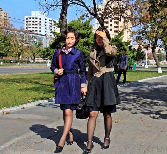 Thời trang vào mùa thu của các cô gái.