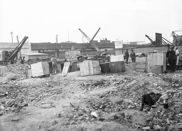 Có nhiều khu ổ chuột Hooverville khác ở thành phố New York, song khu ổ chuột tại Công viên Trung tâm này là "nổi tiếng" nhất, còn được biết đến là "Hoover Valley".