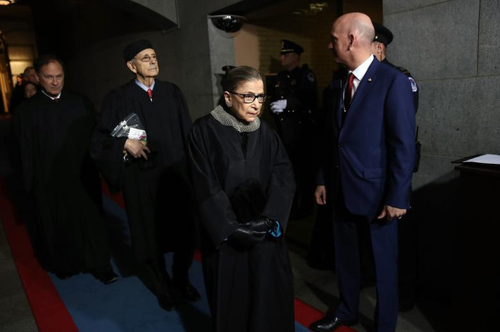 Bức ảnh chụp Thẩm phán Ginsburg tại Điện Capitol ngày 20/1/2017.
