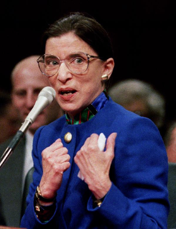 Được biết, bà Ginsburg tuyên thệ nhậm chức Thẩm phán Tòa án Tối cao Mỹ vào ngày 10/8/1993.