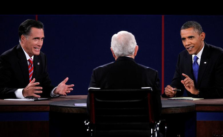 Hình ảnh về cuộc tranh luận giữa ông Barack Obama và ứng viên Mitt Romney của Đảng Cộng hòa hồi năm 2012. Vào năm đó, ông Obama tái đắc cử.