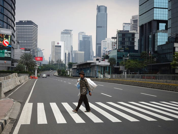 Ngày 14/3, Tổng thống Indonesia thừa nhận, chính phủ đã không công khai thông tin về dịch COVID-19 vì "Chúng tôi không muốn dẫn đến sự hoảng loạn".