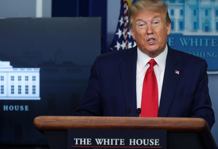 Trước đó, ngày 15/4, Tổng thống Donald Trump cho biết Mỹ đã qua đỉnh dịch COVID-19.