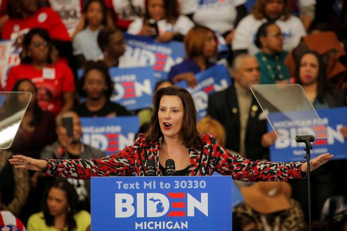 Thống đốc bang Michigan Gretchen Whitmer, 48 tuổi, từng được ông Biden khen ngợi là "một trong những người tài năng nhất nước Mỹ".