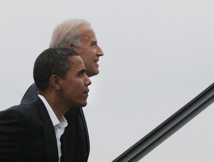 Cựu Tổng thống Obama khẳng định ông Biden là nhà lãnh đạo tốt nhất đối với nước Mỹ trong bối cảnh Mỹ đang đối diện với cuộc khủng hoảng về y tế cũng như kinh tế do đại dịch COVID-19 gây ra.
