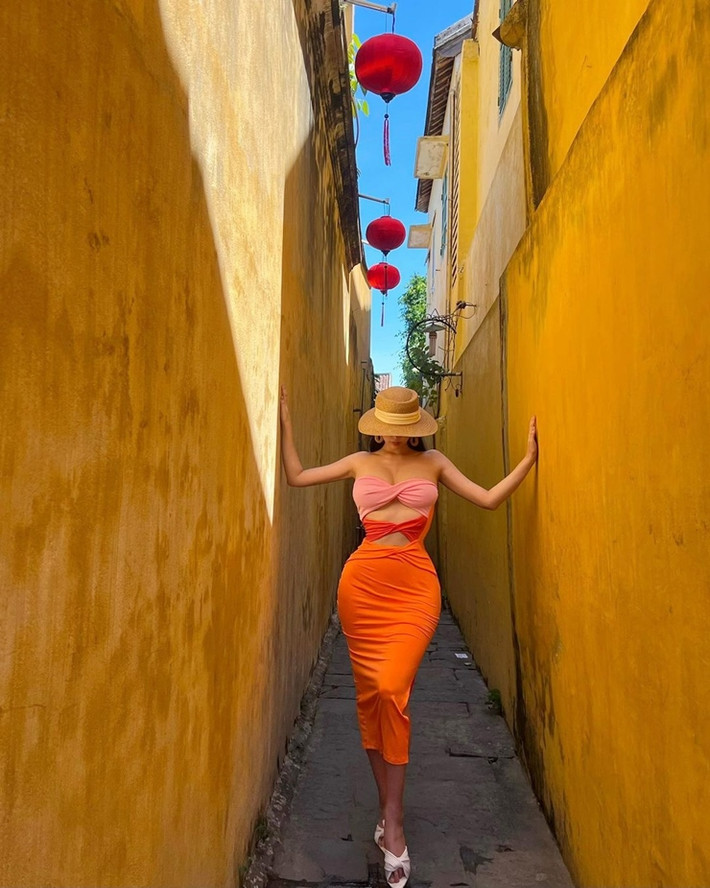 Gần đây, cô có đăng tải hình ảnh du lịch tại Hội An trên trang cá nhân.