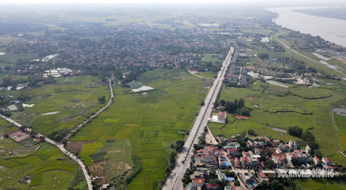 Cầu Vĩnh Thịnh có ý nghĩa rất quan trọng bởi cây cầu là điểm kết nối các đô thị vệ tinh, khu công nghệ cao, điểm du lịch để góp phần thúc đẩy giao thương hàng hóa giữa các tỉnh Tây Bắc với Thủ đô, các tỉnh Đồng bằng Bắc Bộ và cả nước. Qua đó tạo động lực phát triển kinh tế, văn hoá, xã hội và thu hẹp khoảng cách phát triển của khu vực Tây Bắc so với mặt bằng chung của cả nước.