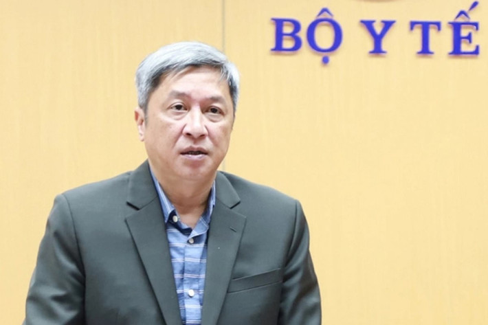 Ngày 5/5, Phó Thủ tướng Chính phủ Lê Minh Khái đã ký quyết định của Thủ tướng Chính phủ về việc ông Nguyễn Trường Sơn (ảnh), Thứ trưởng Bộ Y tế, nghỉ hưu trước tuổi kể từ ngày 1/4 và hưởng chế độ, chính sách theo quy định hiện hành. Trước đó, từ ngày 1/11/2022, Thứ trưởng Bộ Y tế Nguyễn Trường Sơn được chấp thuận cho nghỉ việc theo nguyện vọng cá nhân. Ảnh: Báo Công lý.
