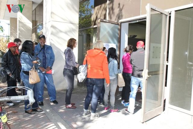 8 điểm bỏ phiếu khác ở Washington sẽ mở cửa phục vụ người dân vào ngày 28/10.
