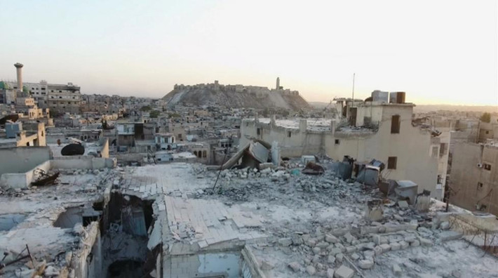 Ảnh chụp từ video ghi lại cảnh tượng đổ nát ở thành cổ Aleppo hôm 12/10.