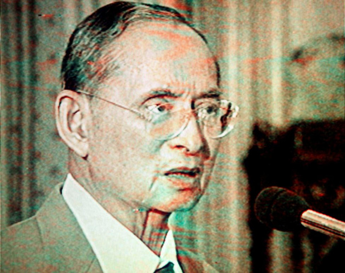 Bài phát biểu của Nhà vua Thái Lan Bhumibol tại cung điện Chitralada, Bangkok, được phát sóng trực tiếp trên truyền hình ngày 24/5/2007.