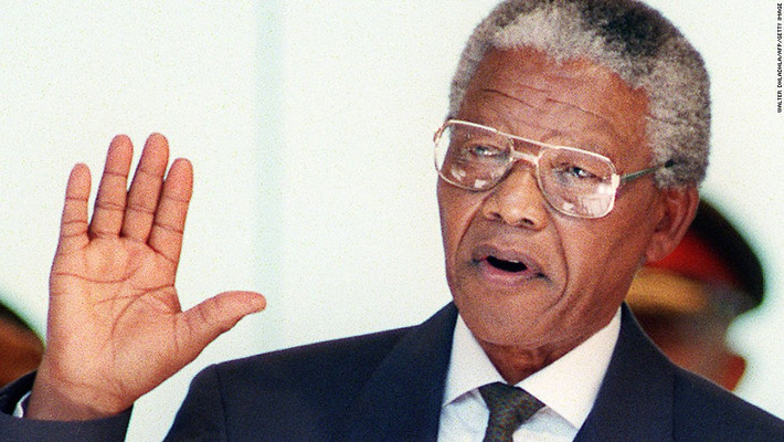 Cha của cựu Tổng thống Mandela có tới 4 người vợ, 4 con trai và 9 con gái. Được biết, mẹ ruột của ông Mandela là người vợ thứ ba. Ảnh: CNN.
