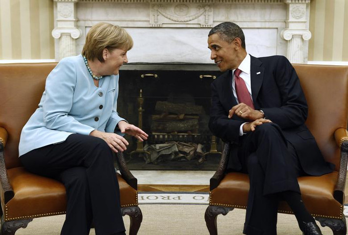 Thủ tướng Merkel gặp Tổng thống Obama tại Phòng Bầu Dục của Nhà Trắng ngày 7/6/2011. Mời độc giả xem thêm video về chuyến công du Châu Á của Tổng thống Obama (Nguồn: VTC14)