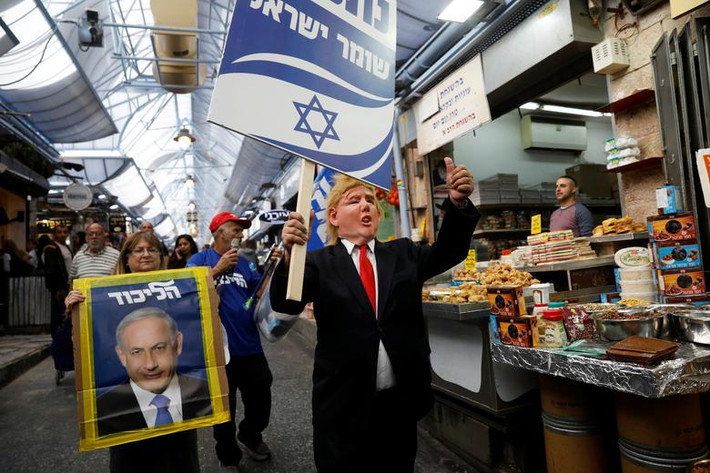 Trong chiến dịch tranh cử của mình, Thủ tướng Netanyahu luôn nhấn mạnh mối quan hệ thân thiết của ông với Tổng thống Trump.