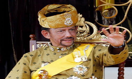 Theo The Sun, Quốc vương Brunei Hassanal Bolkiah sở hữu khối tài sản lên tới 15 tỷ bảng Anh và là thành viên hoàng gia giàu thứ hai thế giới. (Nguồn ảnh: The Sun)