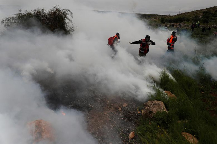 Cơ quan Y tế Dải Gaza cho biết, ít nhất 4 người Palestine thiệt mạng và hơn 300 người khác bị thương trong các vụ đụng độ với lực lượng an ninh Israel ngày 30/3.