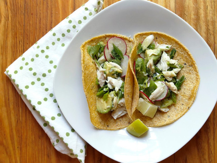 Trong bữa trưa, Công nương Markle thích món fish taco...