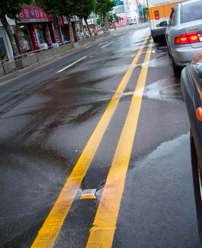 Đường tự làm sạch ở Hàn Quốc.