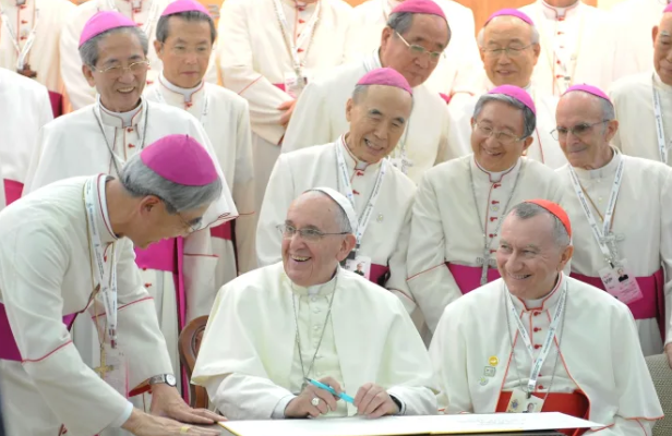 Theo dominusest, trong cuốn tiểu sử có tựa đề “The Great Reformer” về Đức Giáo hoàng Francis, Austen Ivereigh đề cập rằng Đức Giáo hoàng là một vũ công tango tuyệt vời. Ông có một tình yêu đặc biệt với tango - điệu nhảy truyền thống nổi tiếng ở Argentina. Ảnh: Getty.
