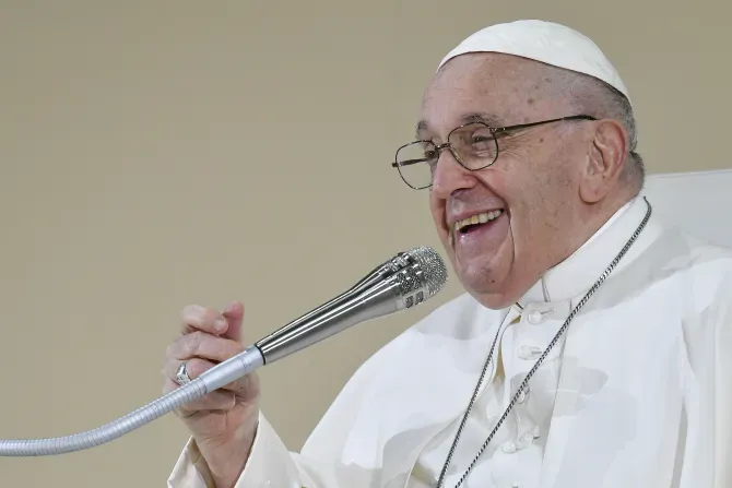 Vatican xác nhận rằng hồi nhỏ, Giáo hoàng Francis đã phải cắt một phần lá phổi của mình do nhiễm trùng đường hô hấp. Ảnh: Vatican Media.
