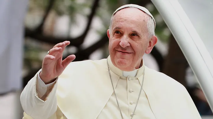 Giáo hoàng Francis nổi tiếng với các quan điểm cải cách và tập trung vào việc giải quyết những vấn đề toàn cầu như nghèo đói, bảo vệ môi trường, và các quyền của con người. Ảnh: Getty.