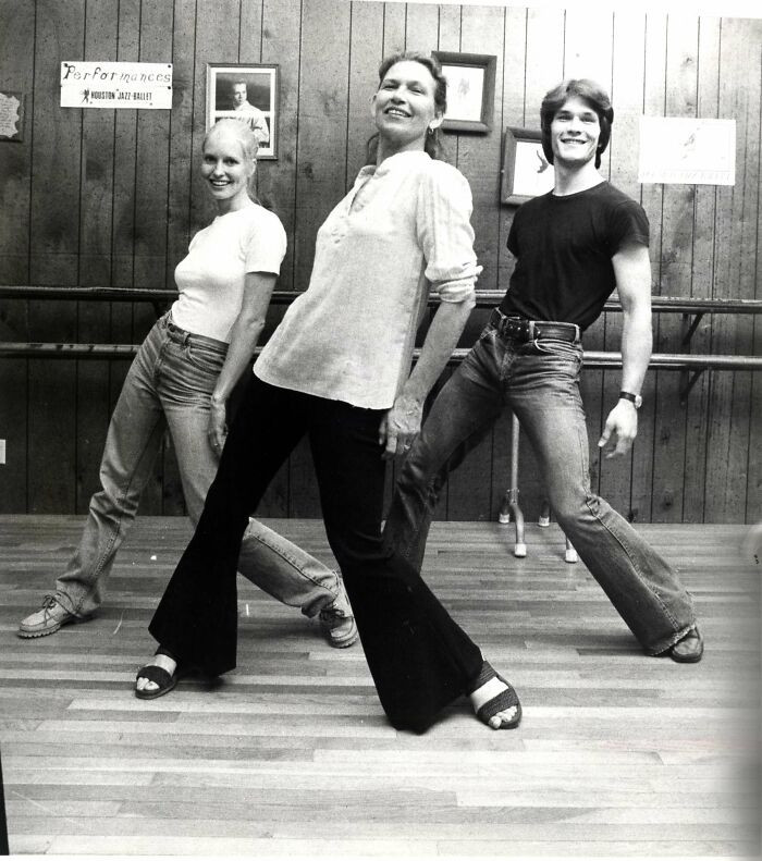 Giáo viên dạy khiêu vũ Patsy Swayze (giữa) cùng với con dâu Lisa Niemi và con trai Patrick Swayze năm 1978.