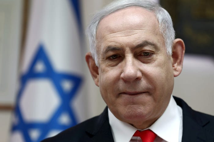 Tạp chí U.S. News & World Report xếp Israel ở vị trí thứ 8. "Mặc dù diện tích tương đối nhỏ, đất nước này lại đóng vai trò lớn trong các vấn đề toàn cầu. Nước này có nền kinh tế mạnh, vùng đất quan trọng đối với nhiều tôn giáo cùng mối quan hệ căng thẳng với nước láng giềng Ả-rập", US News cho hay.