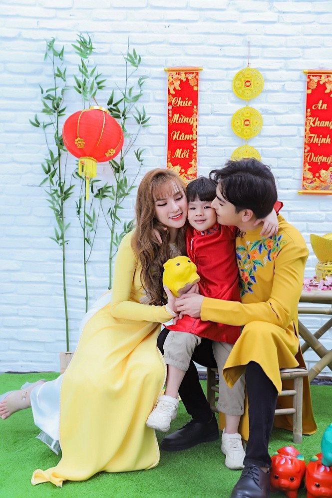 Có được một người chồng luôn yêu thương, che chở và bên cạnh cùng vợ vượt qua những khó khăn.